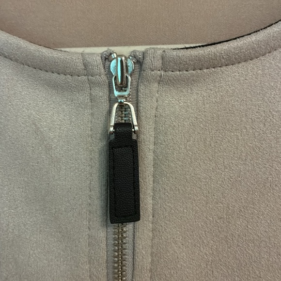 Trisha Tyler Tan Suede Full Zip Jacket PL - Picture 3 of 7